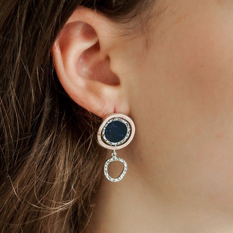 Silver earrings: Black eyes