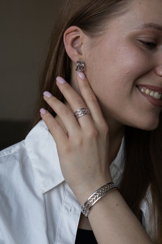 Silver bracelet: Spikelets of the Free